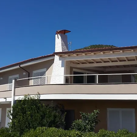 Apartman Casa Franca Lacona